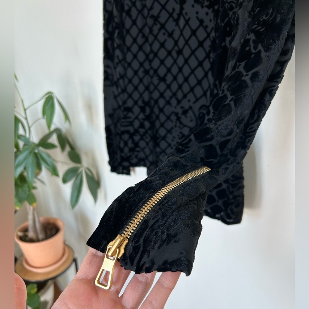 NWT Balmain x H&M Velvet Viscose Silk Long Sleeve Top Size EU34 Fits XS Size 2 - Picture 12 of 12